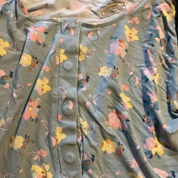 Magnetic Me Women's Blue Flower Pajama Set - Picture 5 of 5